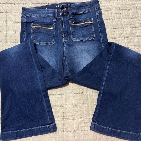 White House Black Market size 6 skinny high rise flared jeans - Picture 5 of 6